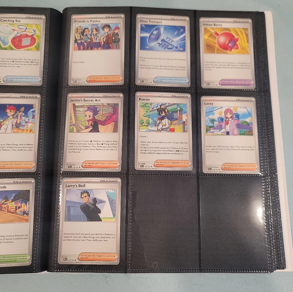 Pokémon Prismatic Evolution Eevee Card Binder with Base Cards and Players Guide - Picture 14 of 16